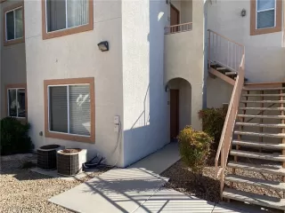 Photo #4: 2160759 Listing 