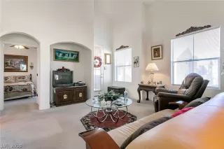 Photo #4: 2160877 Listing 