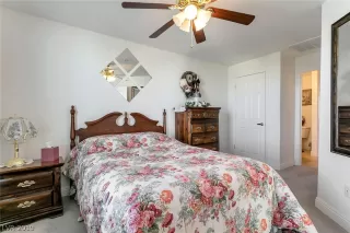 Photo #5: 2160877 Listing 