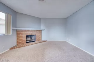 Photo #6: 2160909 Listing