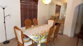 Photo #4: 2160925 Listing