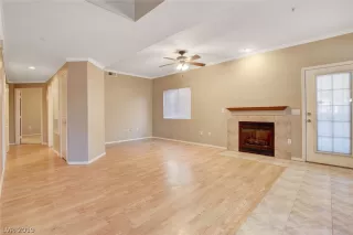 Photo #3: 2160936 Listing