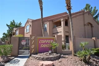 Photo #2: 2161023 Listing 