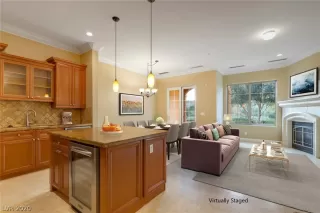 Photo #6: 2161051 Listing 