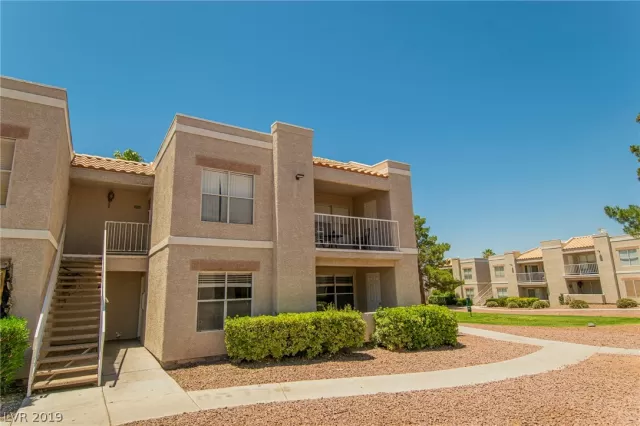 MLS: 2161086 Condo For Sale