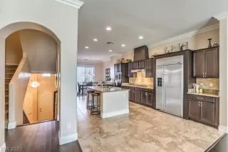 Photo #2: 2161139 Listing
