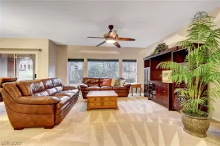 Photo #4: 2161467 Listing