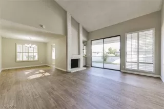 Photo #4: 2161506 Listing 