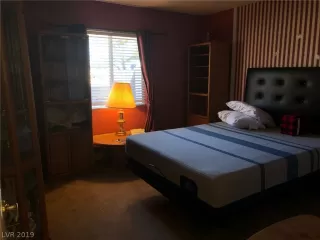 Photo #6: 2161519 Listing