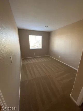 Photo #6: 2161554 Listing 