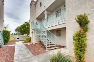 Photo #1: 2161576 Listing