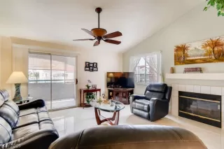 Photo #3: 2161576 Listing