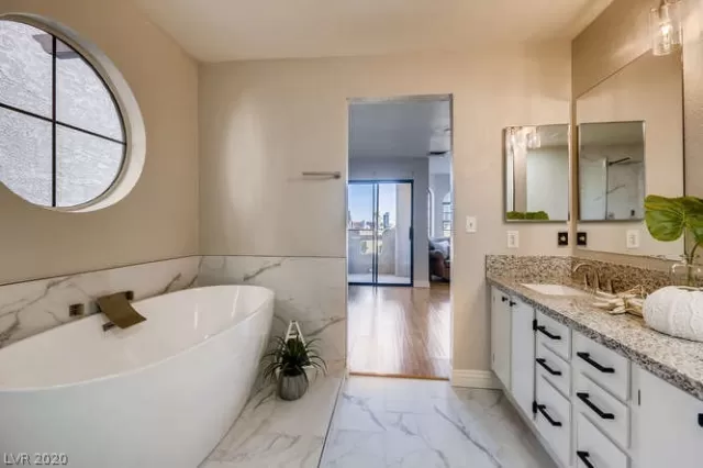 MLS: 2161592 Condo For Sale