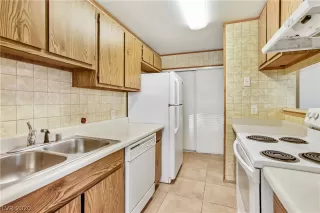 Photo #1: 2161594 Listing