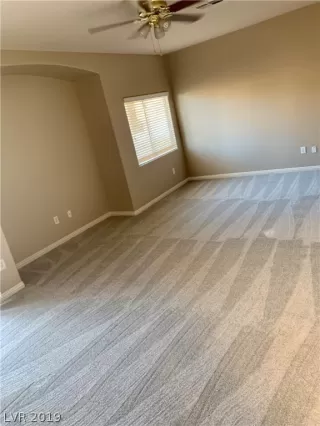 Photo #2: 2161596 Listing