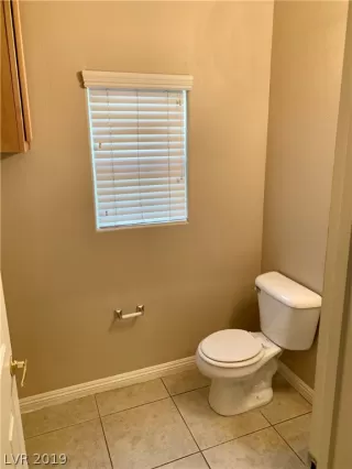 Photo #6: 2161596 Listing