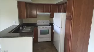 Photo #3: 2161612 Listing 