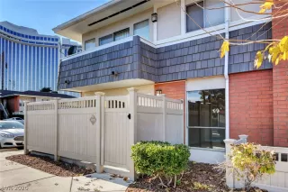 Photo #3: 2161621 Listing 