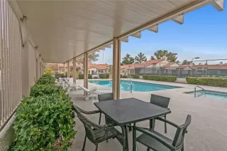 Photo #2: 2161636 Listing