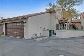 Photo #4: 2161636 Listing