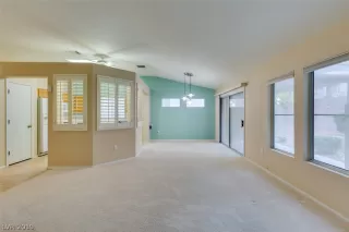 Photo #1: 2161657 Listing 