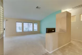 Photo #3: 2161657 Listing 