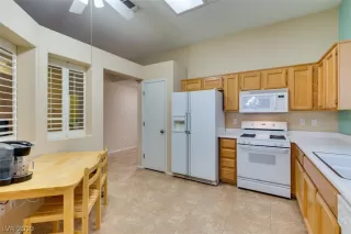 Photo #6: 2161657 Listing 