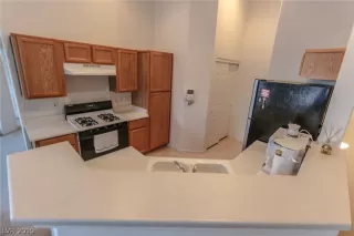 Photo #3: 2161734 Listing