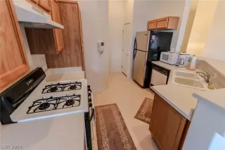 Photo #5: 2161734 Listing