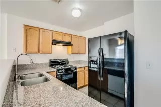 Photo #2: 2161766 Listing 