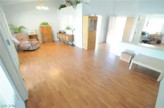 Photo #6: 2161770 Listing 