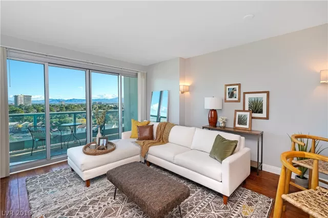 MLS: 2161836 Condo For Sale