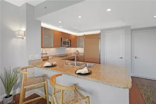 Photo #2: 2161836 Listing 