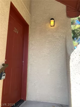 Photo #1: 2161847 Listing 