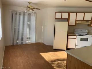 Photo #5: 2161847 Listing 