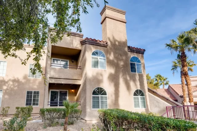 MLS: 2161868 Condo For Sale