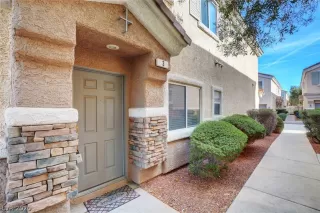 Photo #4: 2161922 Listing 