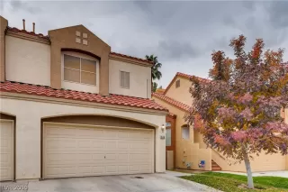 Photo #1: 2161958 Listing 