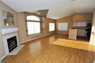 Photo #1: 2161963 Listing 