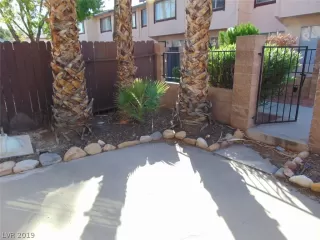 Photo #1: 2161999 Listing 