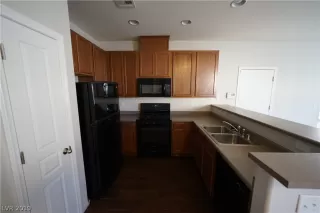 Photo #4: 2162104 Listing 