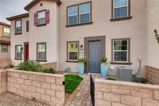 Photo #1: 2162129 Listing 