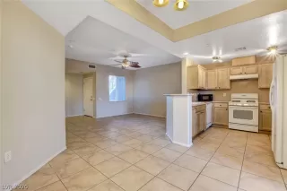 Photo #3: 2162157 Listing