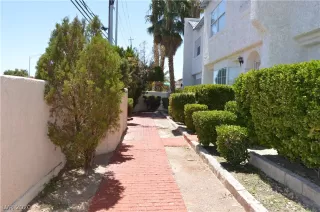 Photo #2: 2162220 Listing
