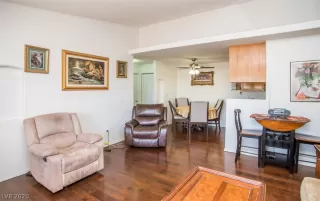 Photo #4: 2162249 Listing 