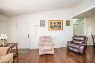 Photo #5: 2162249 Listing 