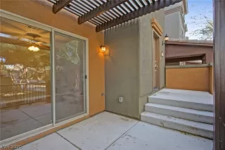 Photo #2: 2162268 Listing