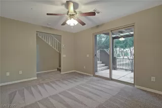 Photo #5: 2162268 Listing