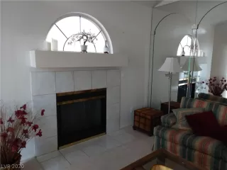 Photo #2: 2162276 Listing 