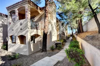 Photo #2: 2162281 Listing